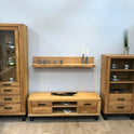 Vitrine B 67,5 x H 200 x T 40 cm TINA – Eiche teilmassiv mit schwarzen Metallkufen
