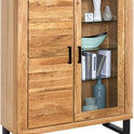 Vitrine B 110 x H 140 x T 40 cm TINA – Eiche teilmassiv mit Glastür und schwarzen Metallkufen